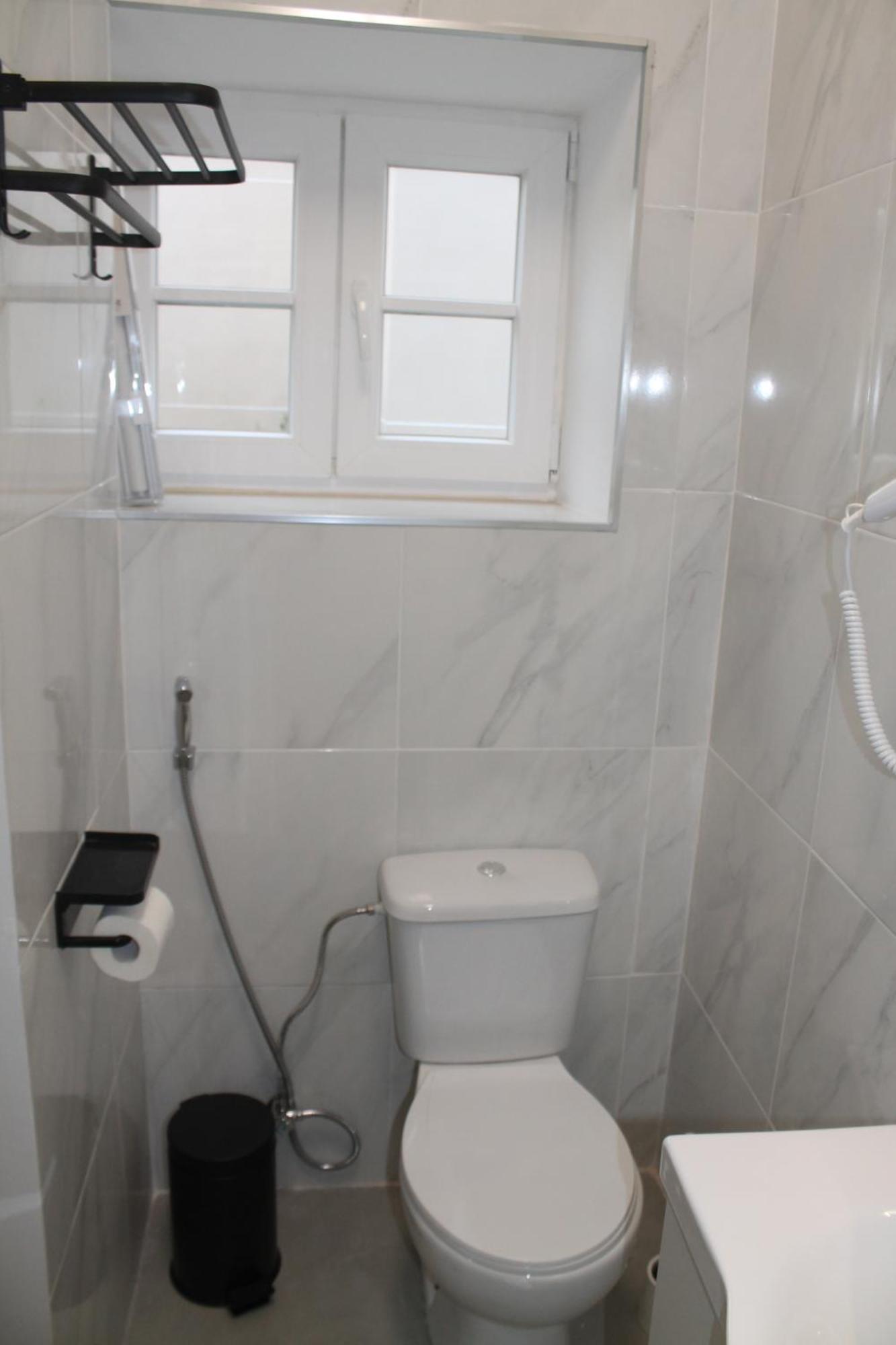 Real Guest House Costa de Caparica Buitenkant foto