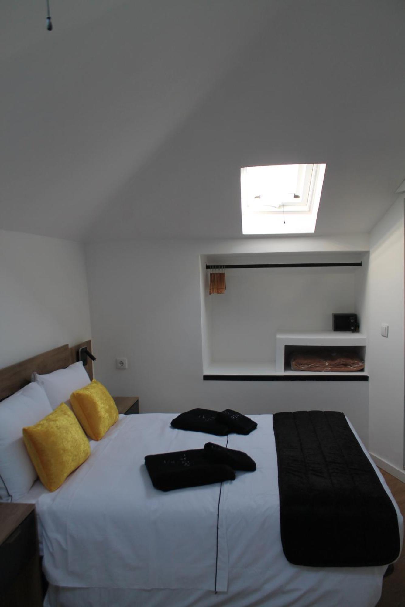 Real Guest House Costa de Caparica Buitenkant foto